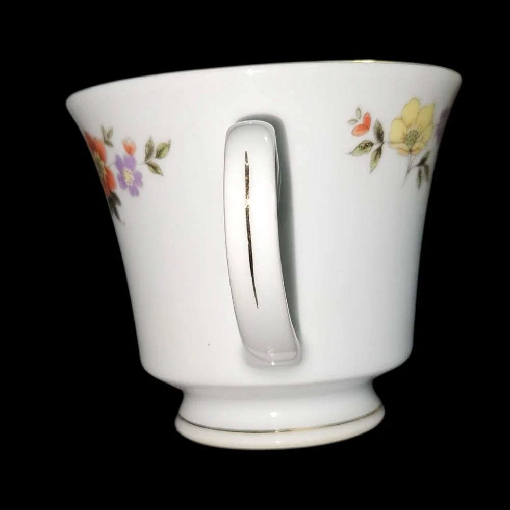 Set of 4 Dynasty Fine China Floral Coffee Tea Cups White Gold Trim
